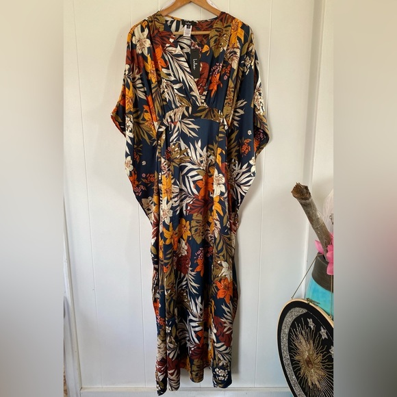 NEW Lulu’s Take a Holiday Navy Blue Tropical Print Maxi Dress Tie Waist Belted - Picture 4 of 15